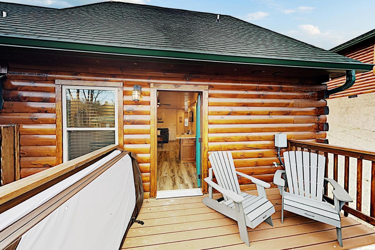 Bear Cove Falls Pigeon Forge Exterior foto